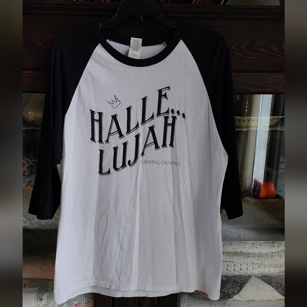 Black and White Hallelujah Casting Crowns Raglan Tee